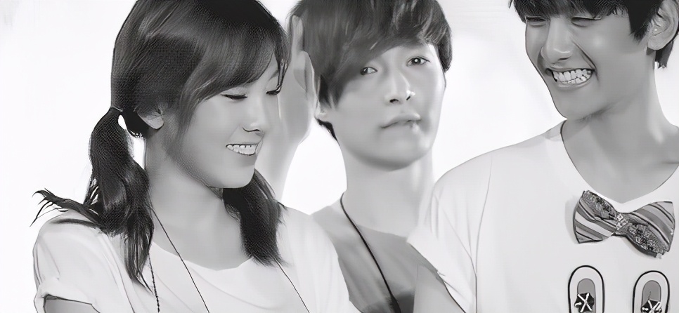 泰妍伯贤被传疑似复合,双方接连发ins,用同一表情"秀恩爱"