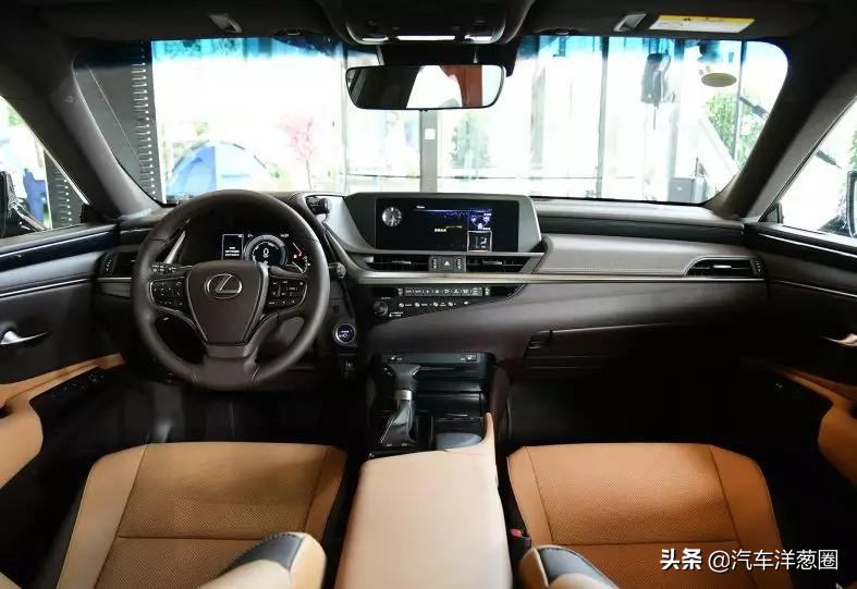 奥迪Q5L跌至31万，降价7万销量暴增，买它还是途观？