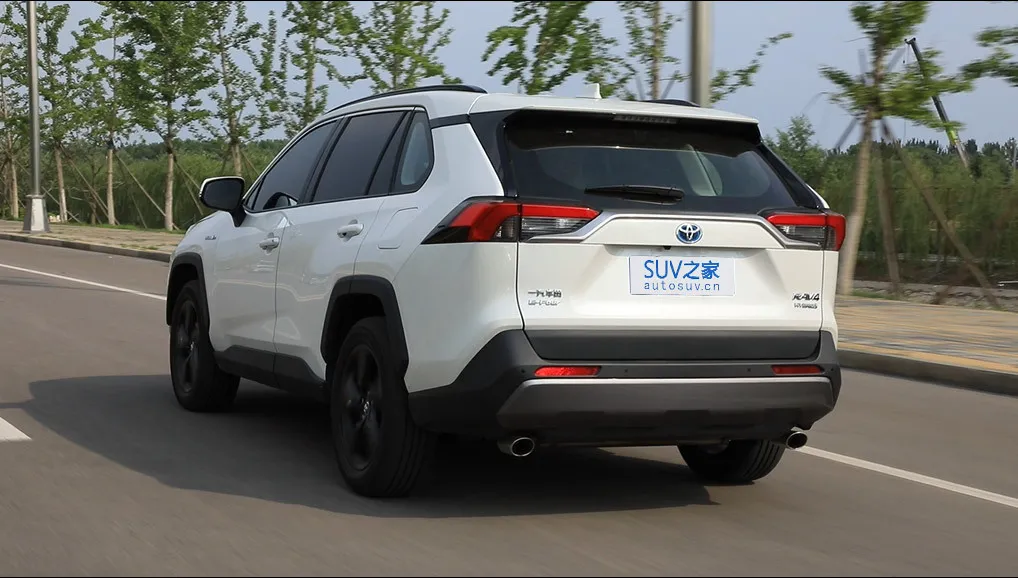可靠耐用又省油的“持家男”深度试驾2020款丰田RAV4荣放