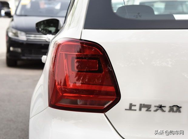 又一大众车跌至“清仓价”，原价7.79万，现仅5.99万，还买飞度？
