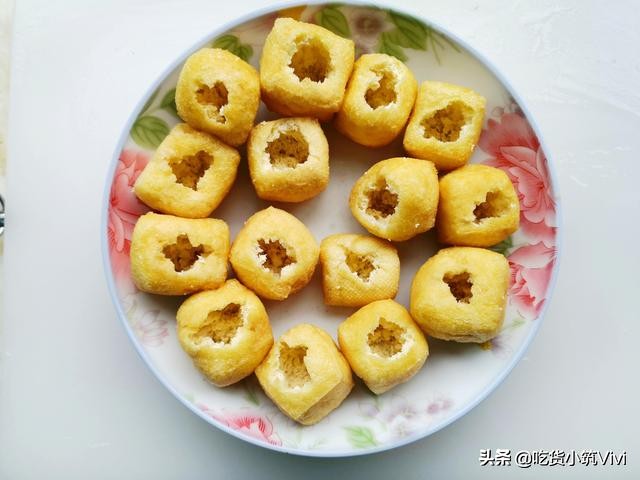 豆腐泡两种新吃法，不煎不炸、蒸10分钟就出锅，好吃不腻孩子最爱