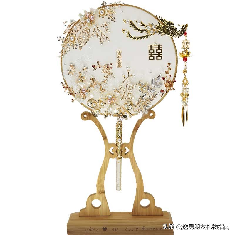 送闺蜜新婚礼物什么好（送闺蜜结婚礼物实用型）