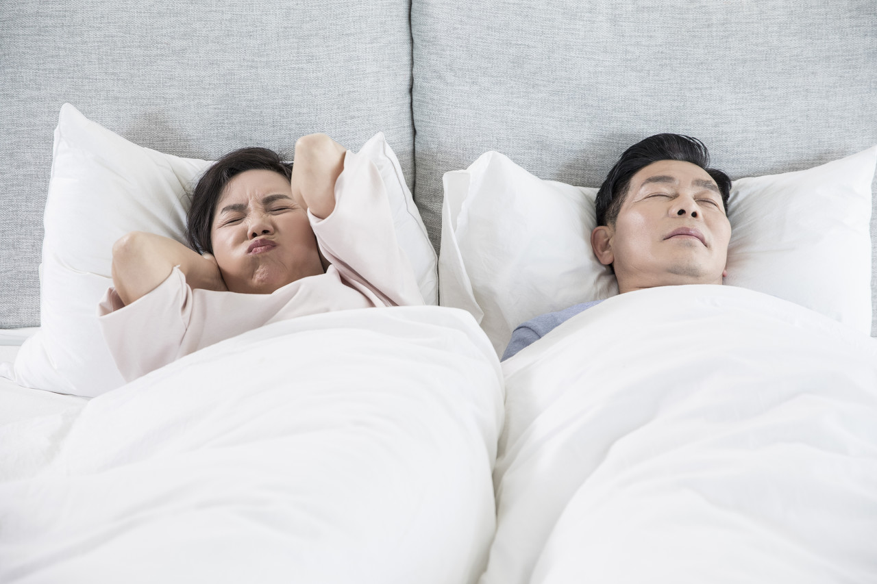 為什么打呼嚕的人，不會吵醒自己？原來都和"它們"有關