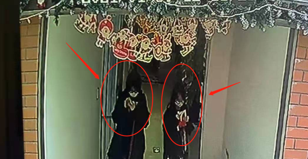 在熟睡的偶像床头唱歌、浴缸洗澡？起底娱乐圈的私生饭有多可怕