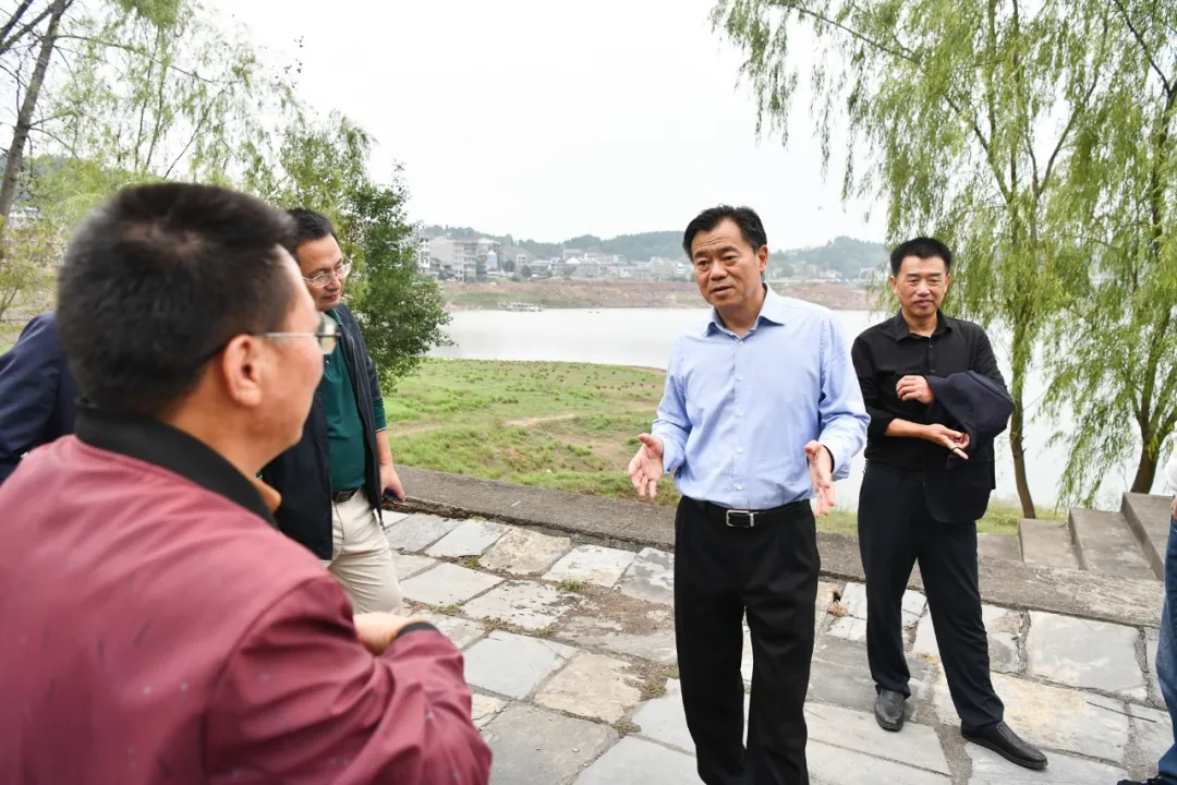 石希欣在沅陵辰溪调研文旅融合发展、文物和传统村落保护利用工作