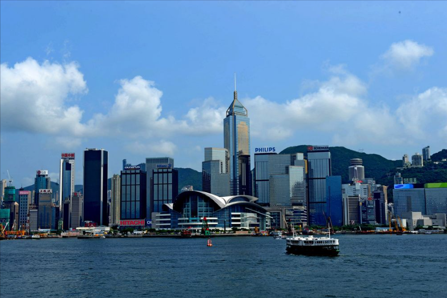 美国人看不明白，耗资1200亿的港珠澳大桥，到底有多牛？