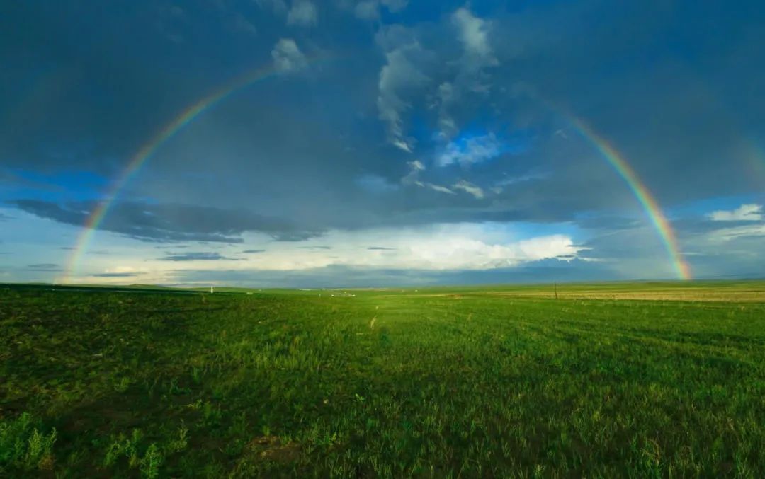 雨后彩虹的励志的句子关于雨后见彩虹的名人名言