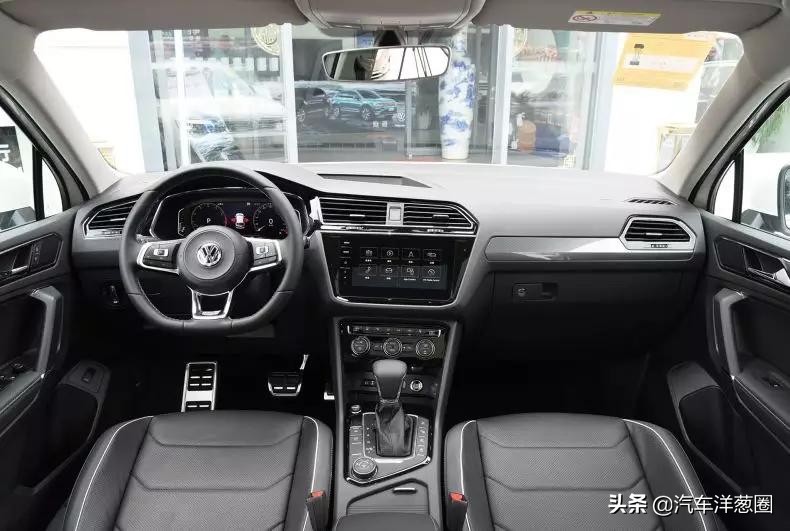 奥迪Q5L跌至31万，降价7万销量暴增，买它还是途观？