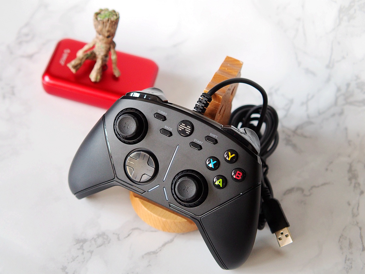 老玩家玩游戏乐在其中的原因是因为有了北通手柄