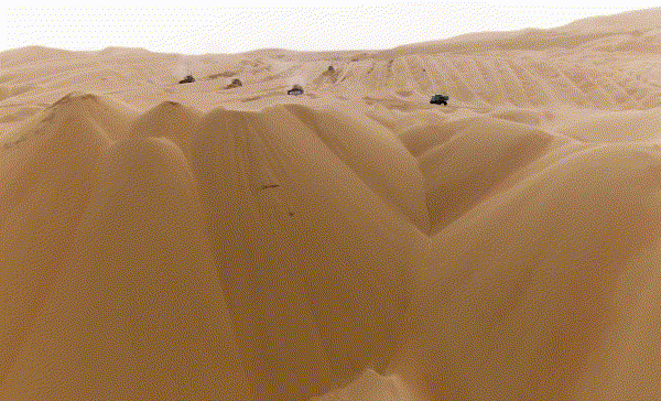 撒哈拉沙漠有多深？如果挖空沙子，下面还能剩下什么？