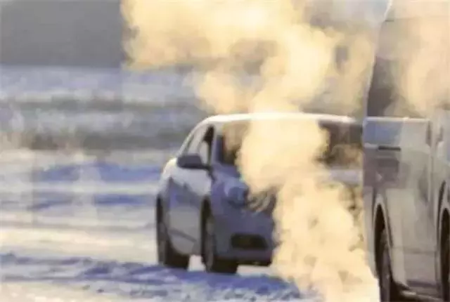汽车冷启动与热启动是什么意思，哪种方式更伤车呢？