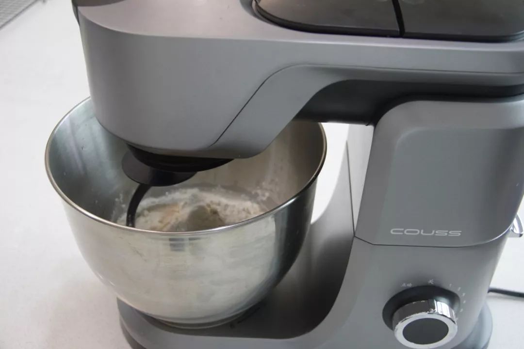 牛奶辫子面包，让你记起童年给你扎过麻花辫的她（他）