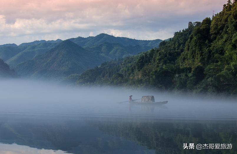 几个冷门的城市，虽景色很美但人却比较少，适合这段时间旅游