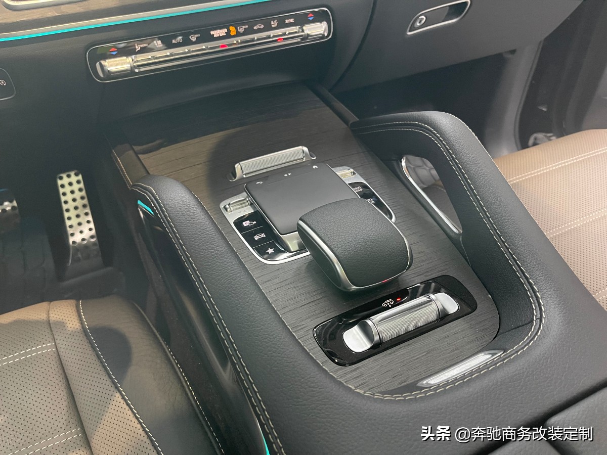 实拍加版国六奔驰gls450：运动型外观，9种配置包可选！买啥中规
