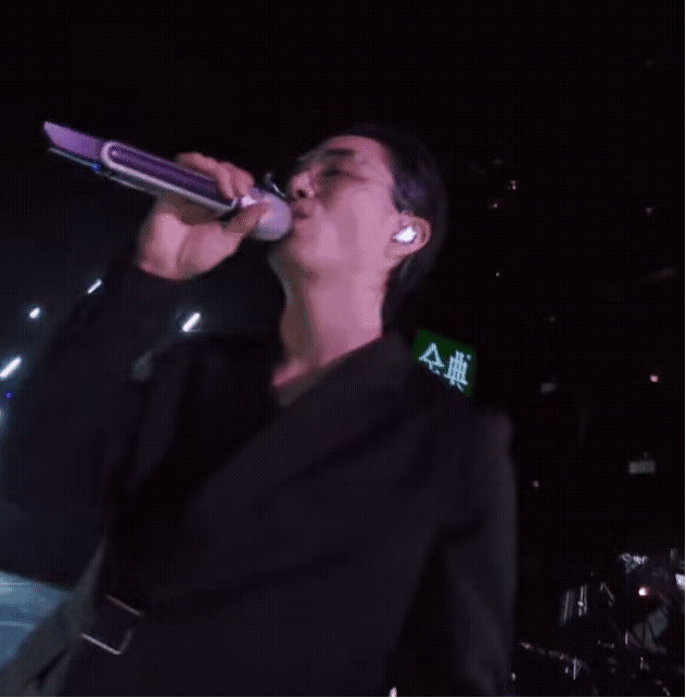 眼镜杀也挑人！这11位男星，有人戴上气质飙升，有人秒变七老八十