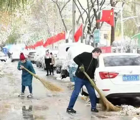 寒風(fēng)中的堅(jiān)守 暴雪中的執(zhí)著｜德州市衛(wèi)生健康系統(tǒng)清掃積雪紀(jì)實(shí)