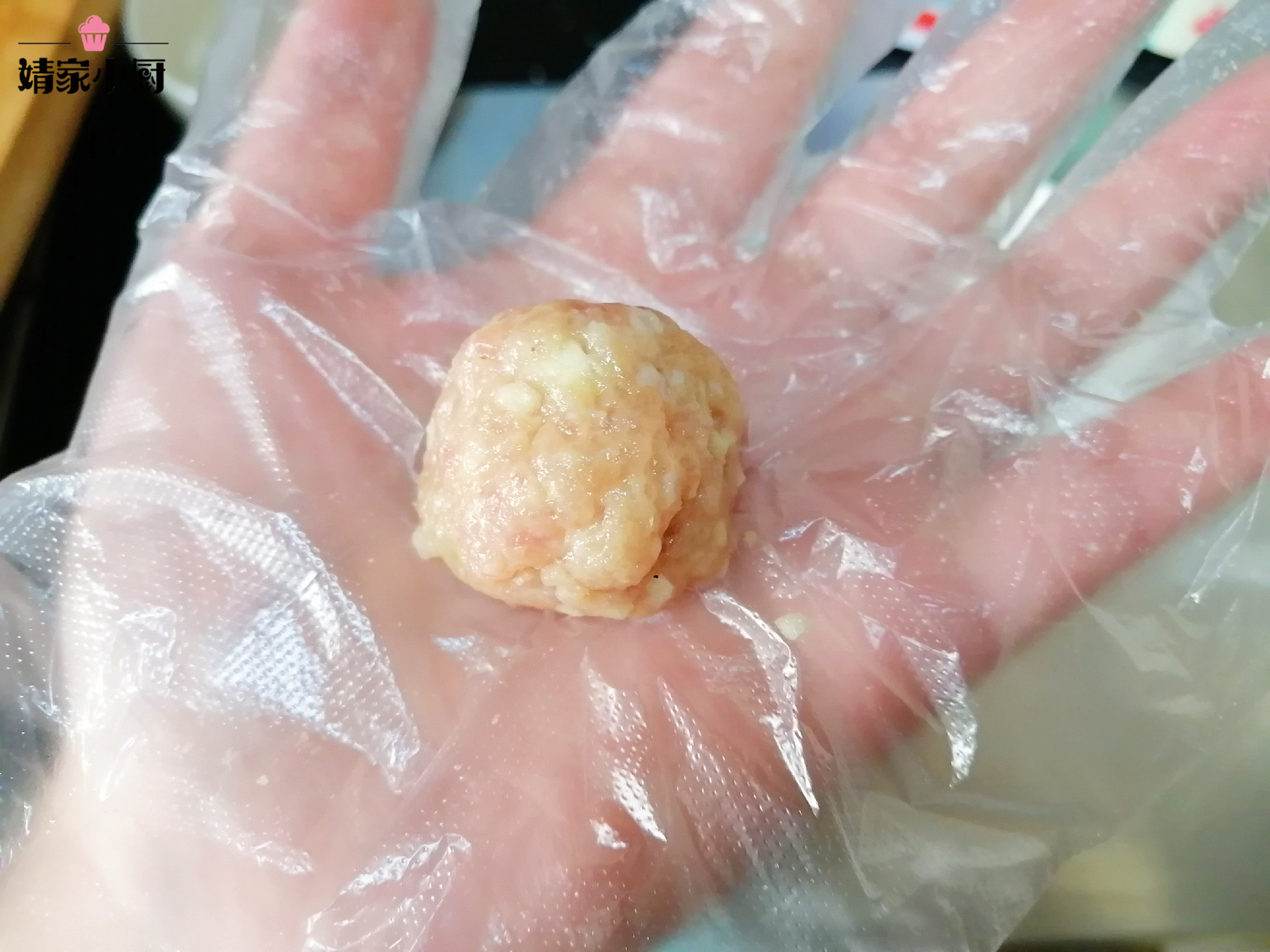软糯飘香的“糯米肉丸”简单又美味，一口一个吃不够