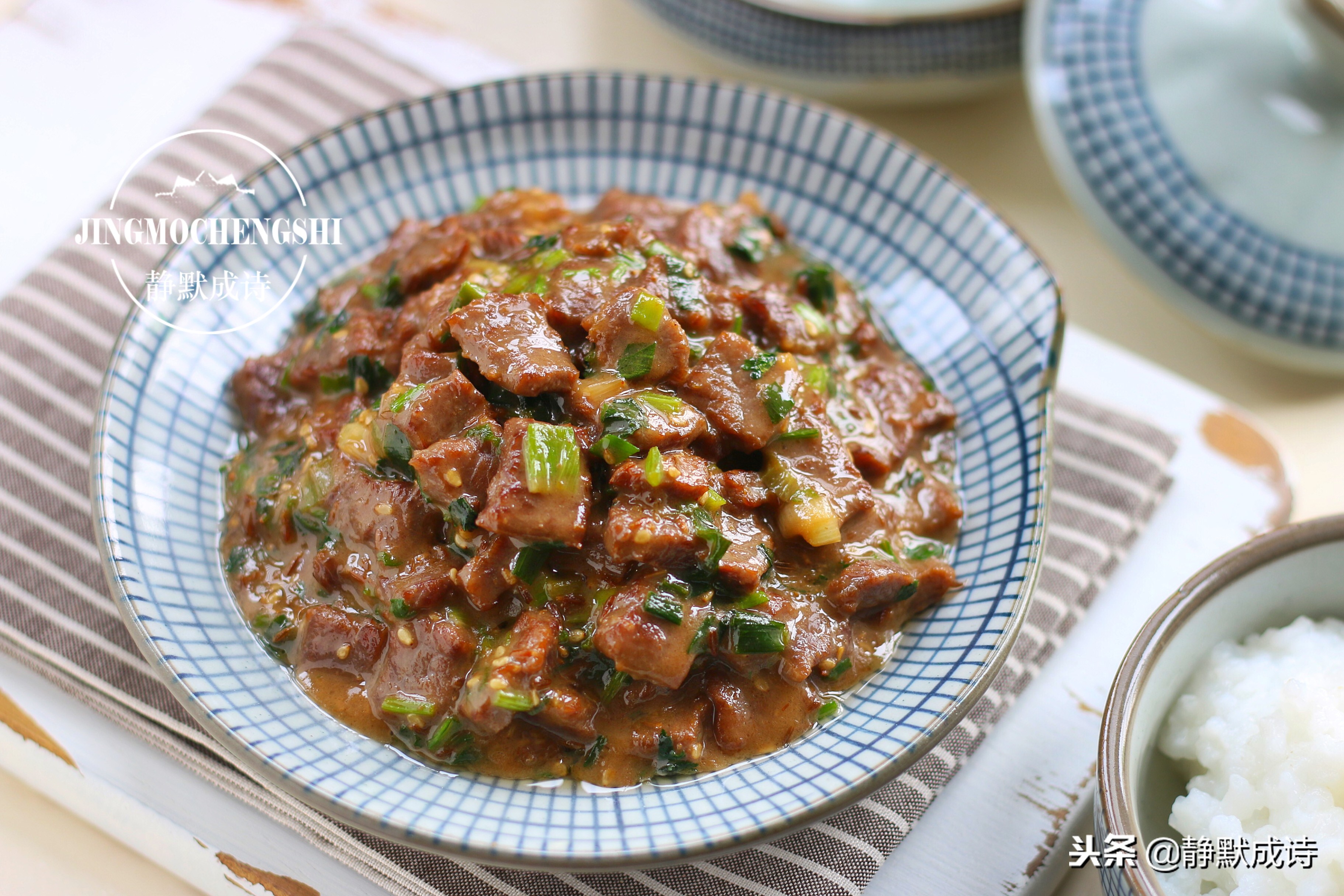 牛肉这样炒才滑嫩，喷喷香特下饭，这两点要记牢，哪点出错都不行