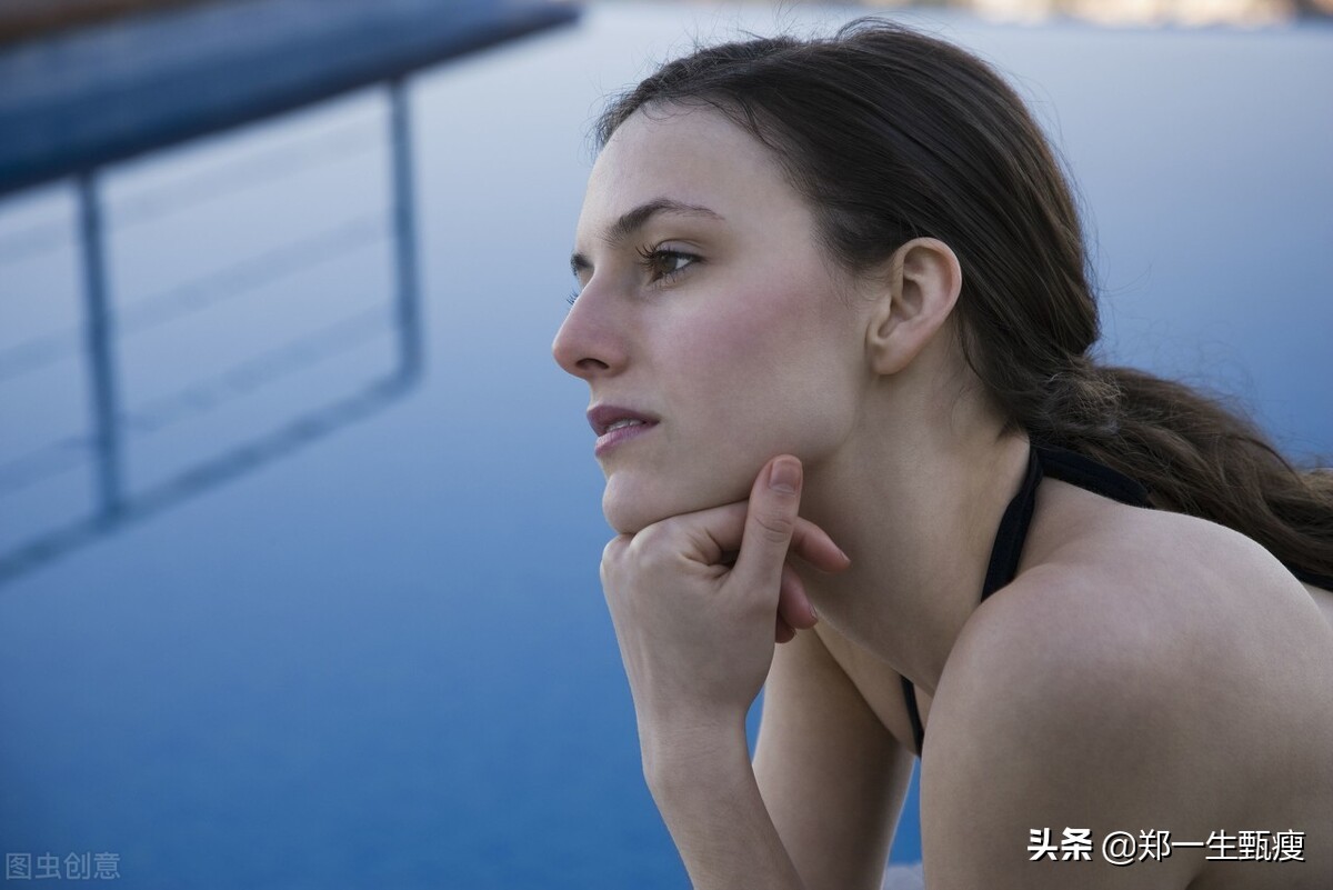 如何摆脱脸颊脂肪：帮助你做到这一点的练习和技巧