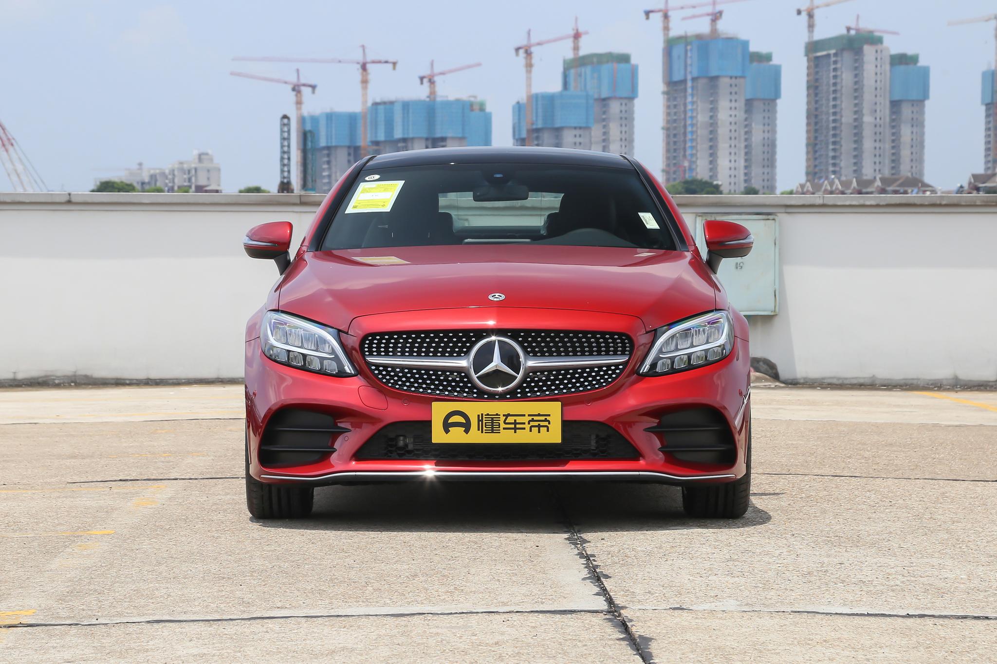 预算40万你会购买一台进口奔驰C260轿跑吗？
