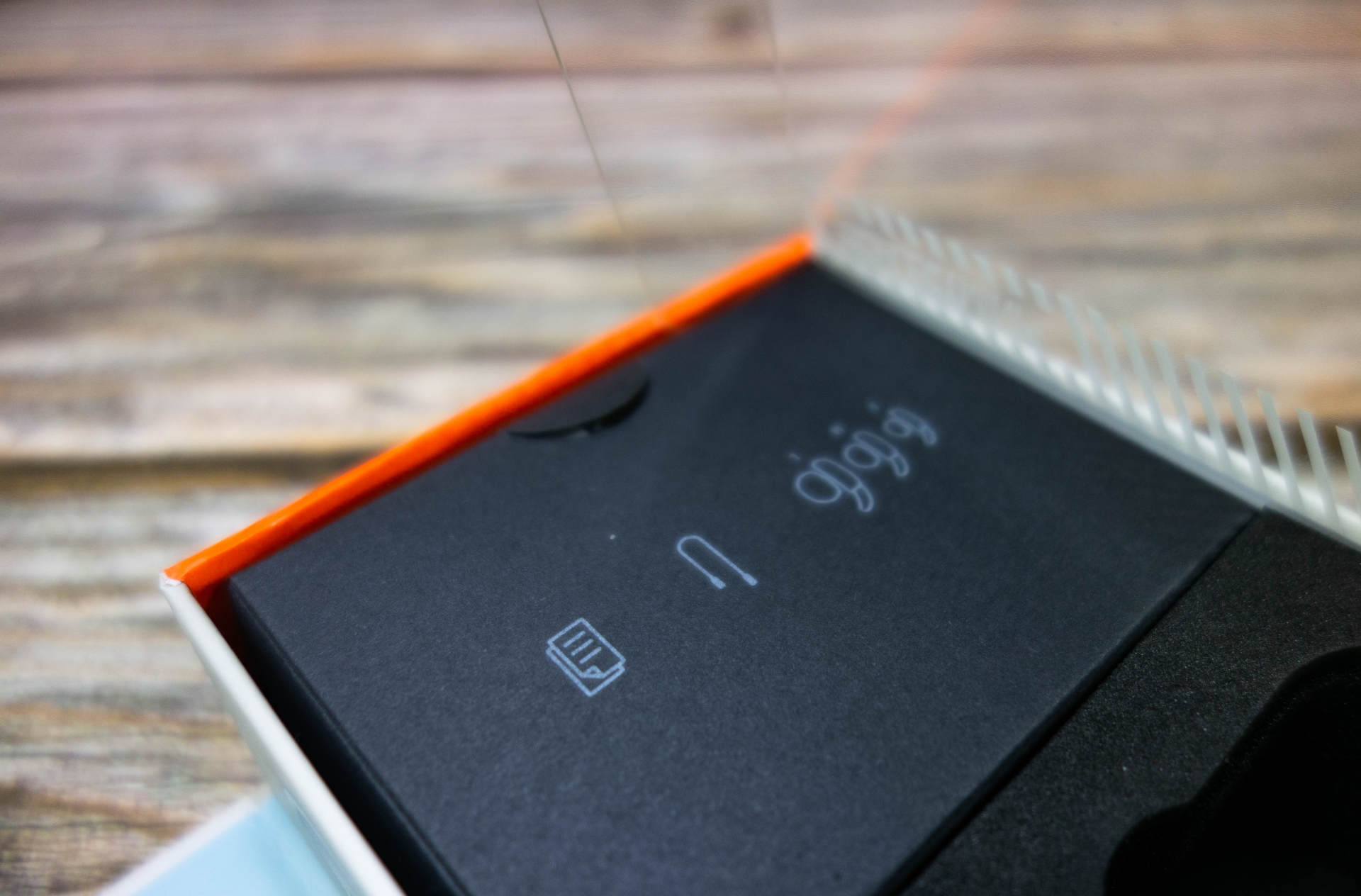 JBL MINI NC主动降噪运动蓝牙耳机：15级可控降噪，智能环境音