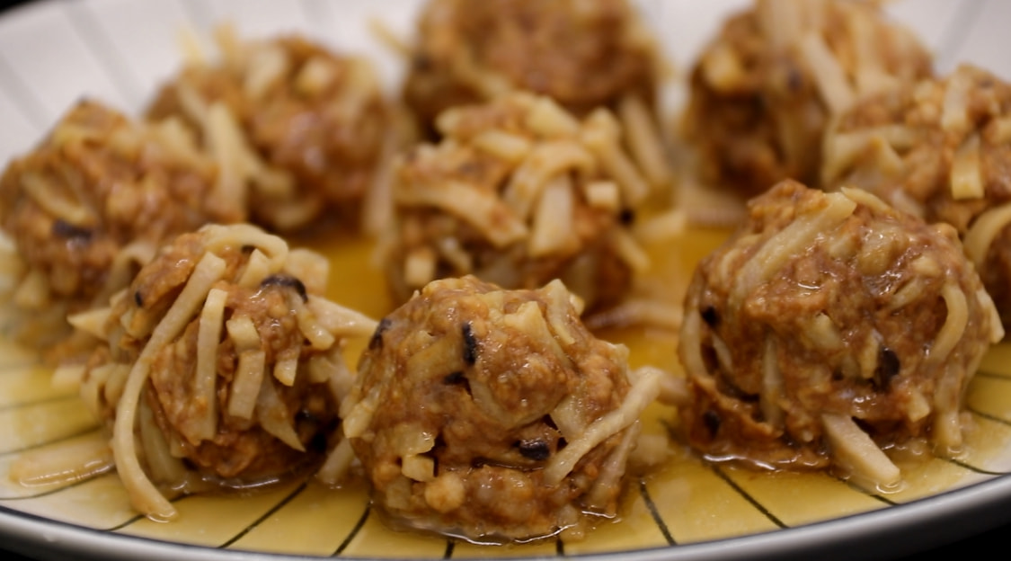 冬季要多吃芋头，吃南瓜冬瓜不如吃它，不用油炸，营养又美味