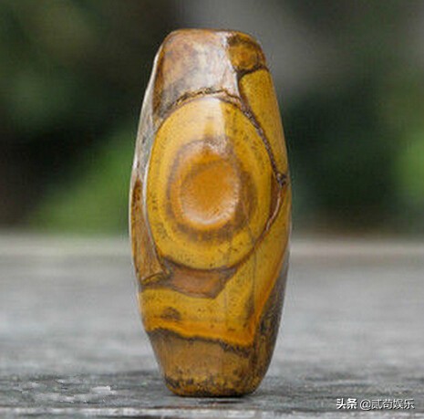 血胆玛瑙,天珠(九眼天珠鉴定) 第4张