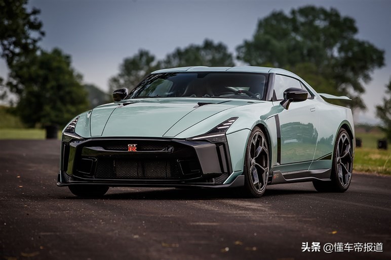 新车 </p><p>　　 售价770万元！“战神”日产GT-R50终于开启交付，有钱难买
