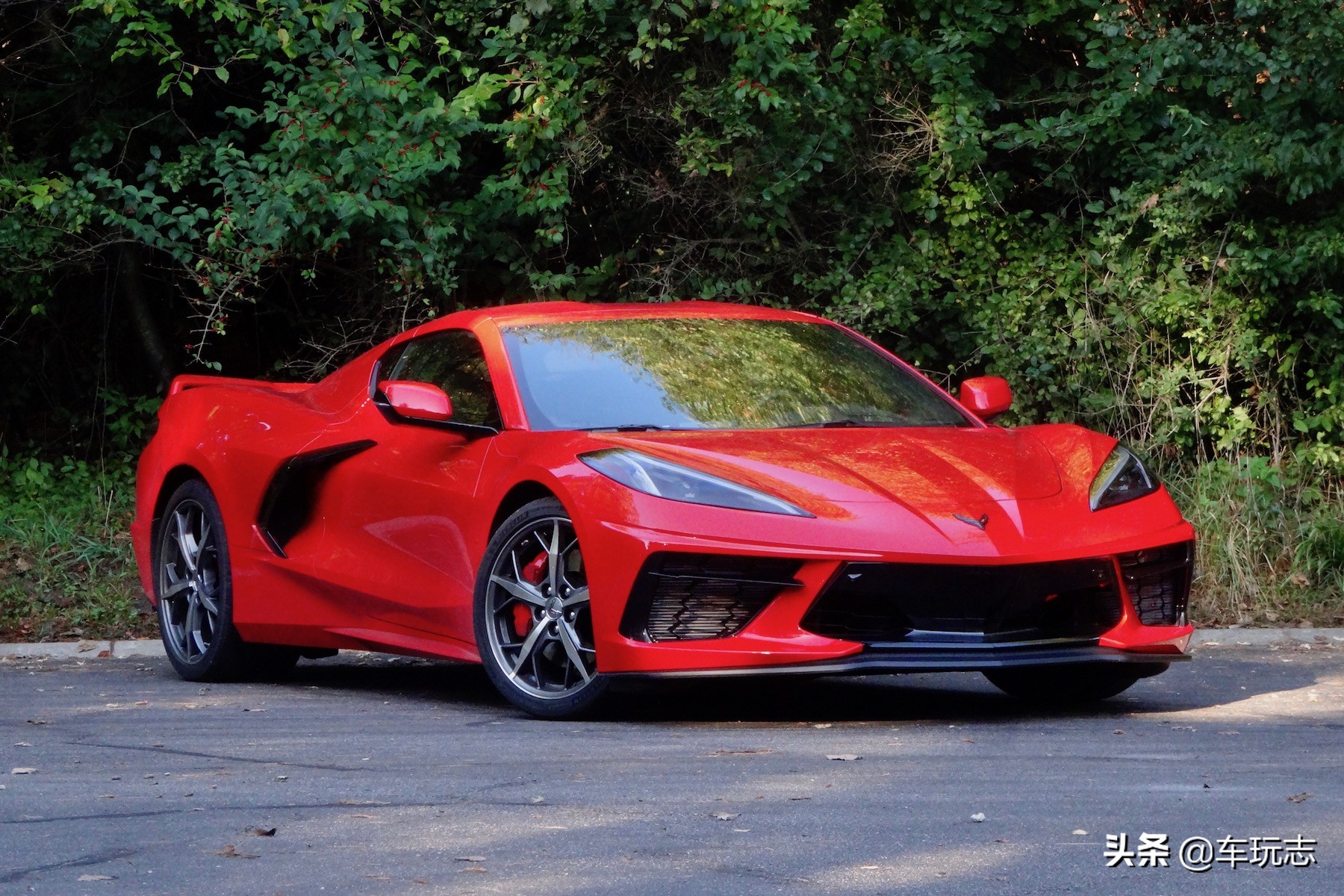 雪佛兰还没有能力超越兰博基尼：2020款克尔维特Corvette C8