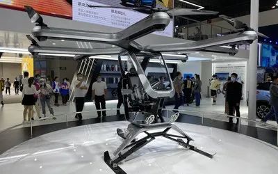 交通方式迎來巨變，飛行摩托正式公開開售