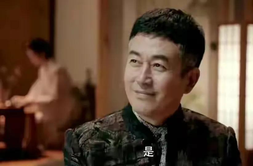 孙红雷和老婆主演的《扫黑风暴》火了，网友却在评论区呼唤丁嘉丽