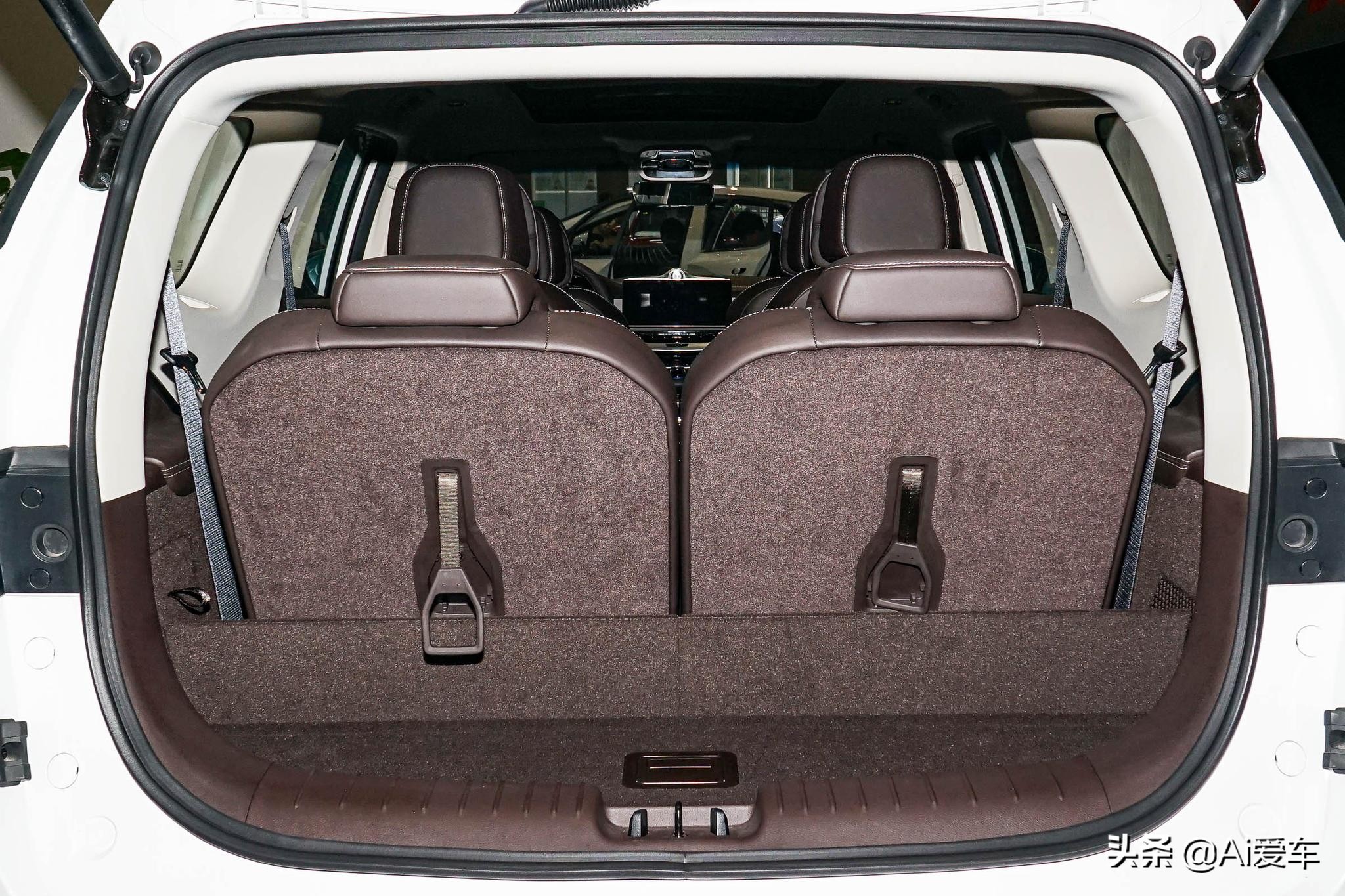 1.5L油耗独立6座低价MPV，超1米9宽体设计，实用空间大，嘉际ePro
