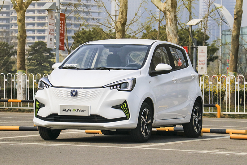 代步车除了宏光MINIEV还有谁？盘点2021年新上市的3-4万元微型车