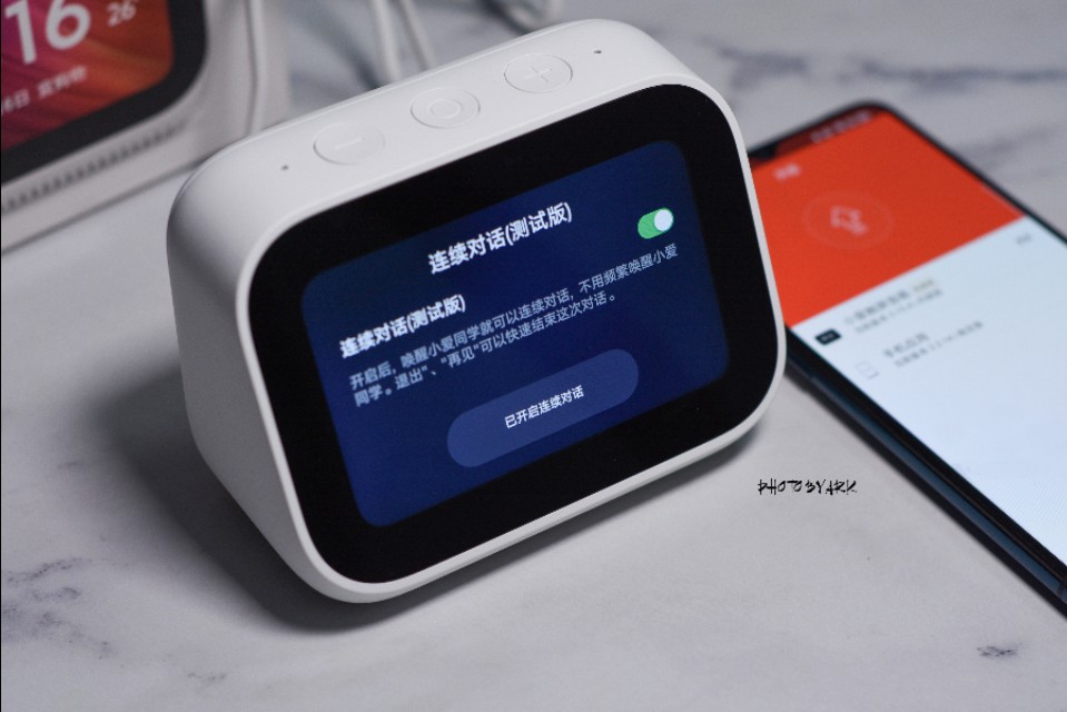 229元的小米小爱触屏音箱，玩起来就停不下来？
