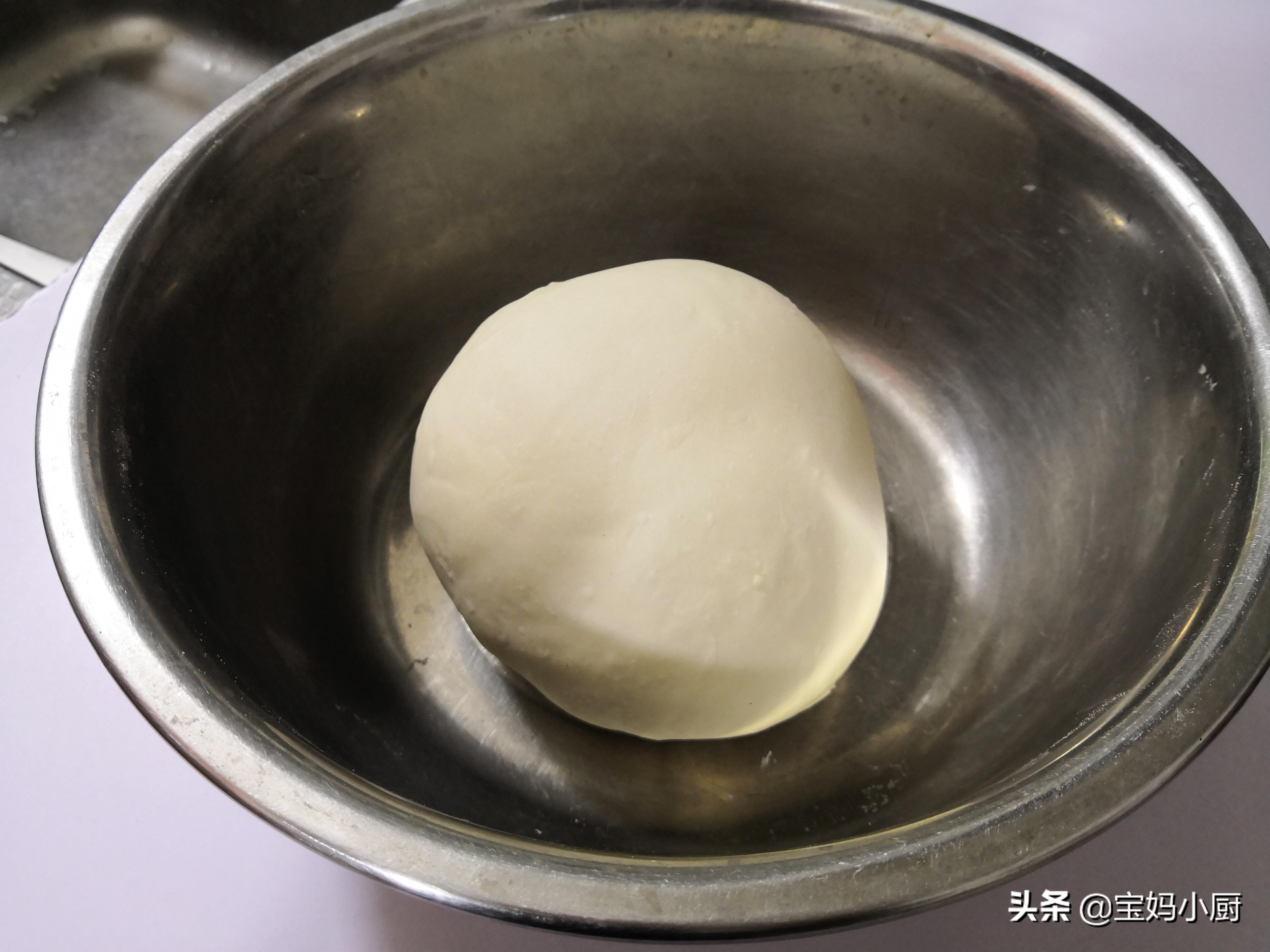 此菜常被炒着吃，包饺子才更美味，却被好多人错过了，冬季要常吃