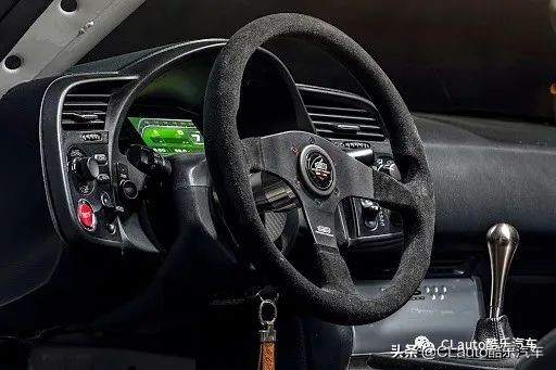 要不要改那么帅的方向盘，我犹豫了好久