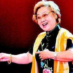 90歲女高音歌唱家郭蘭英，登春晚舞台演唱《我的祖國》，引人淚目