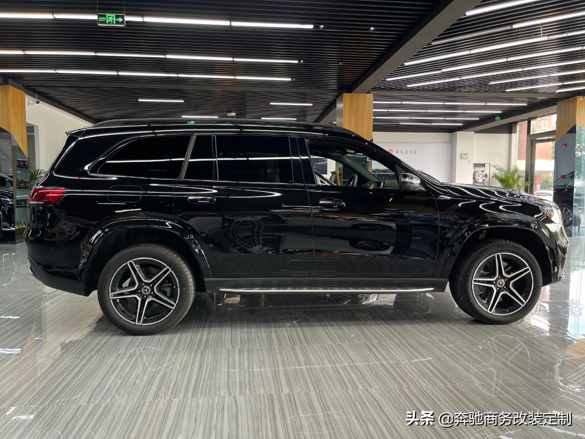 实拍加版国六奔驰gls450：运动型外观，9种配置包可选！买啥中规
