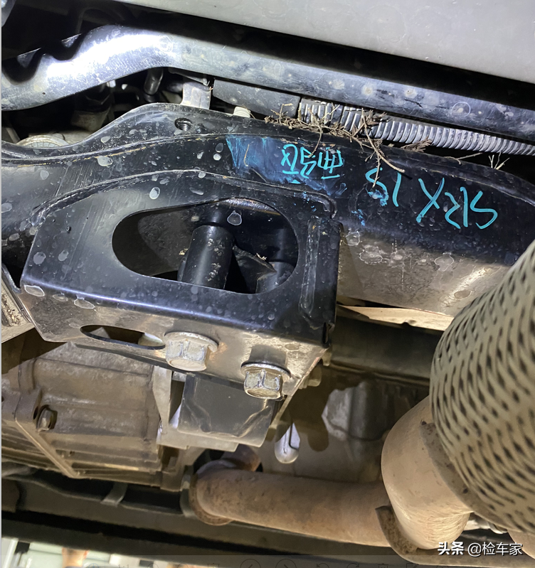 大排量进口SUV，12万买凯迪拉克SRX值不值？网友：白菜价都没人要