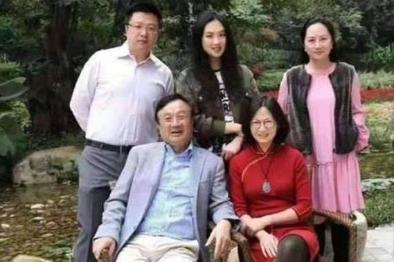 华为总裁任正非：3个儿女3个姓，两任妻子亲如姐妹