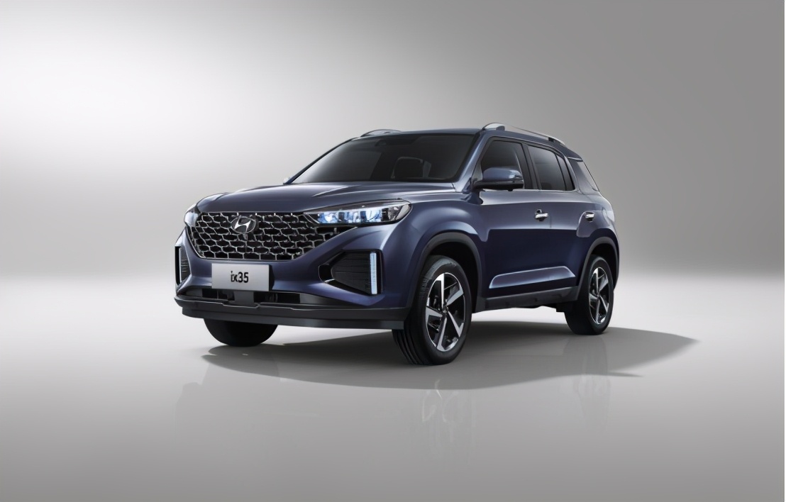 12.98万起！全新ix35上市，内外升级，油耗低至6.1L
