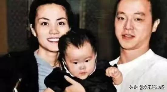 你以为窦靖童只是王菲窦唯的女儿吗，她的人生远比你想象的精彩