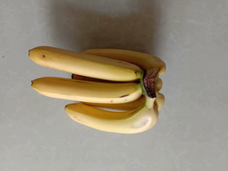 产地香蕉每斤几毛钱，超市香蕉每斤几元钱，团购能让蕉农赚钱吗？