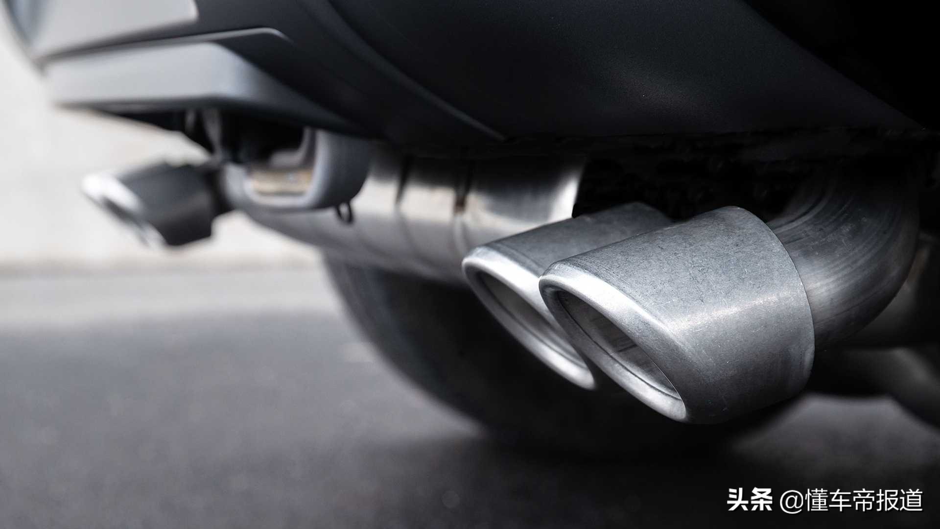 新车 </p><p>　　 瞄准G 63？超600马力，路虎卫士SVR配宝马4.4T V8动力欲封神