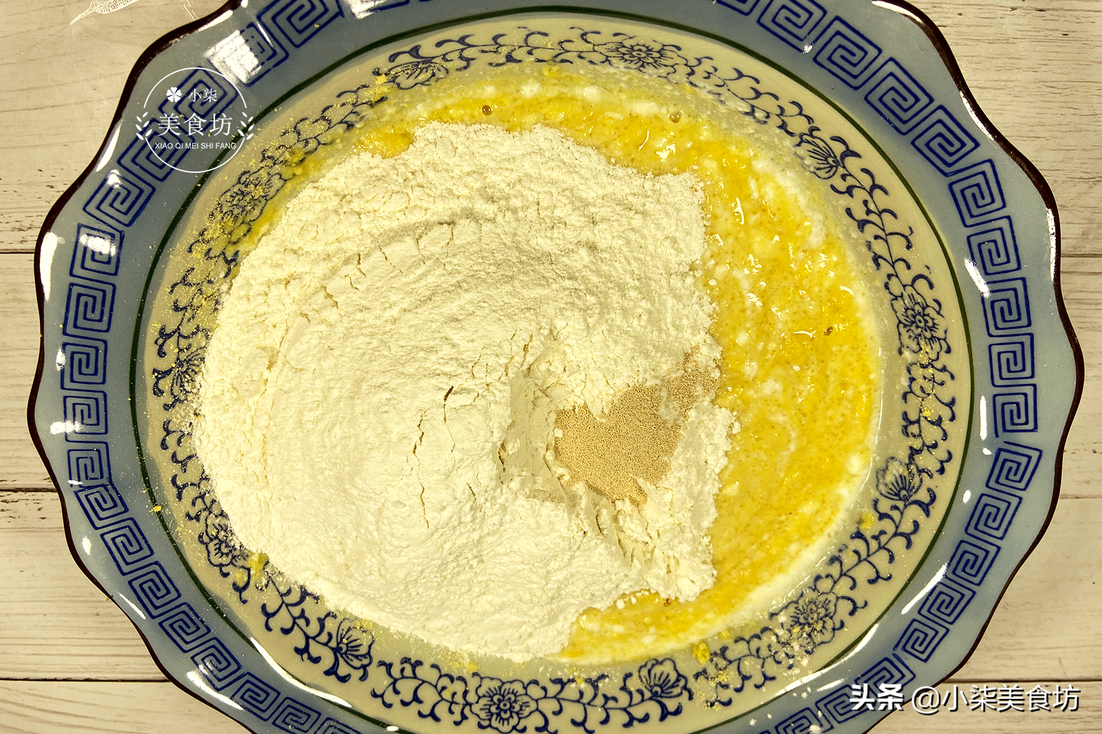 玉米软饼好吃有秘诀，加这2种东西，柔软又增香，做法简单零失败