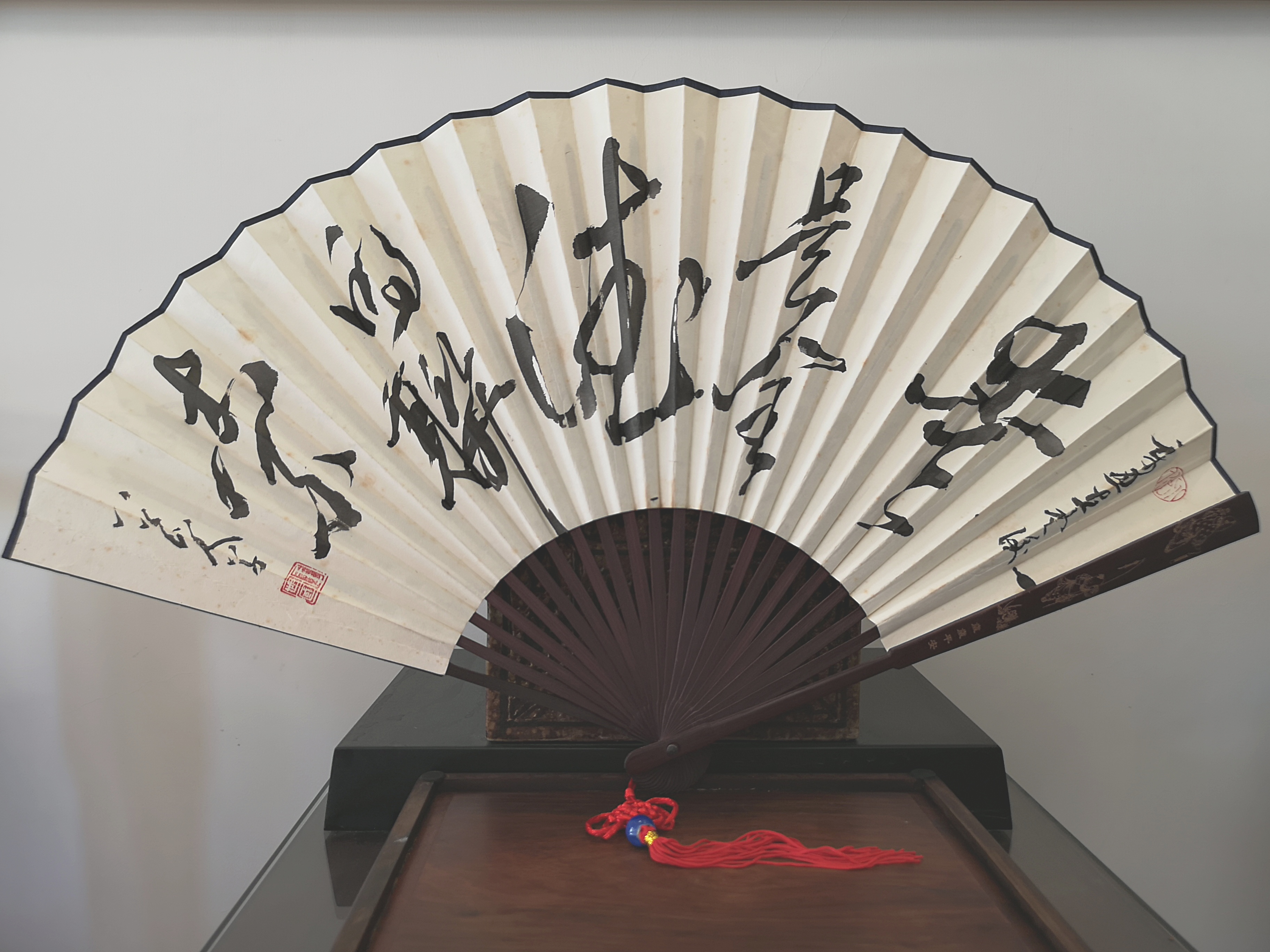 为王西胜先生书扇小记