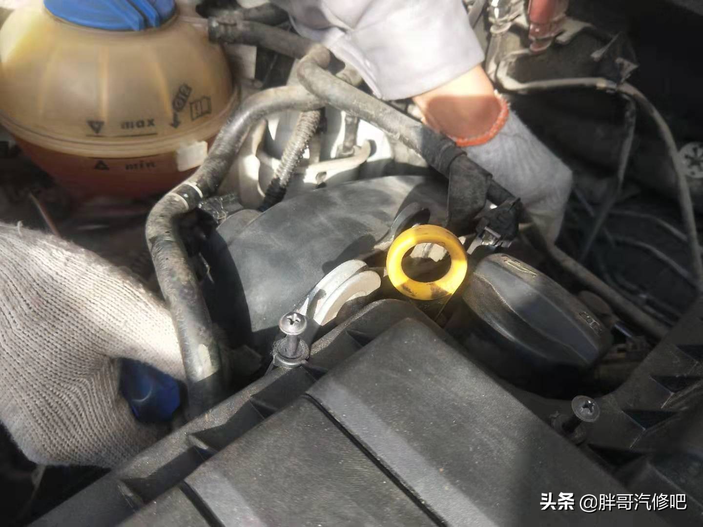 大众1.4EA211发动机“咕噜咕噜”，是正时皮带涨紧器太紧故障吗？