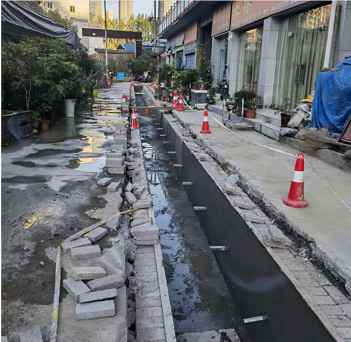 分民忧解民愁 十堰市茅箭区祛除老旧小区排污管道“旧疾”