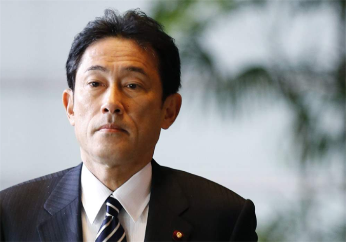 中俄10艘军舰编队穿越日本“内海”，日方：这条航道是留给美国的