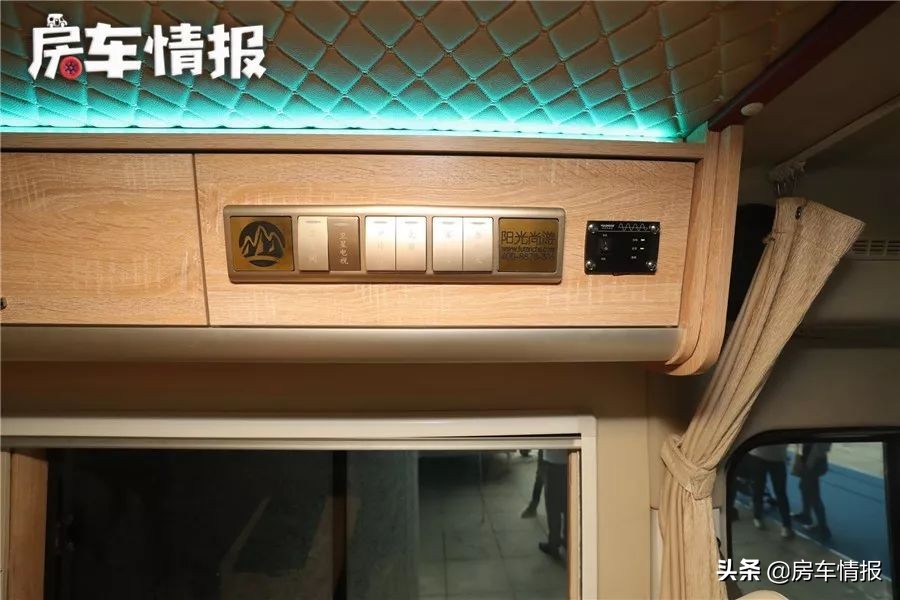 20万出头国六校车底盘房车安全可靠，超大空间3张床，C2本能开